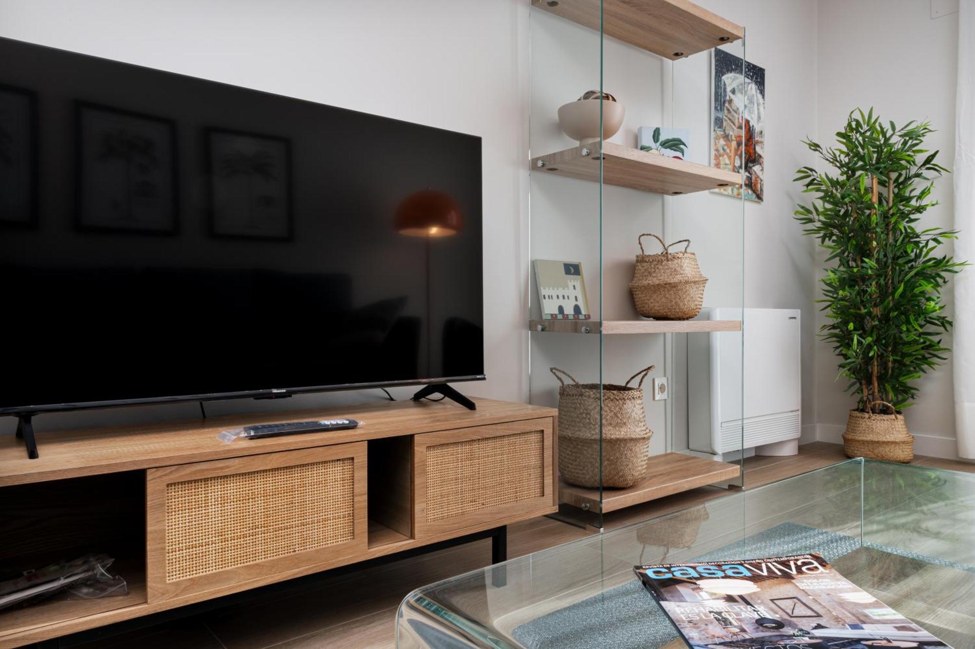 Apartamentos Torre Del Reloj Хака Экстерьер фото